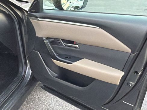 Certified 2025 MAZDA CX-50 AWD 2.5 S w/ Premium Package image 36