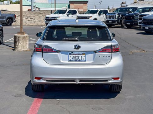 Used 2013 Lexus CT 200h FWD image 3