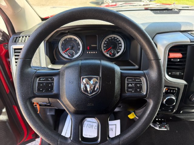 Used 2019 RAM 1500 Classic SLT AWD/4WD image 16