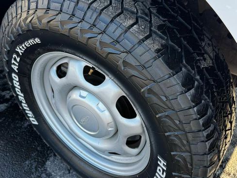 Used 2022 Ford F150 XL w/ Trailer Tow Package image 16