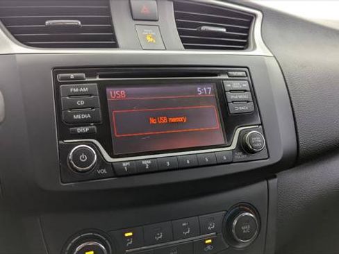 Used 2018 Nissan Sentra S FWD image 22