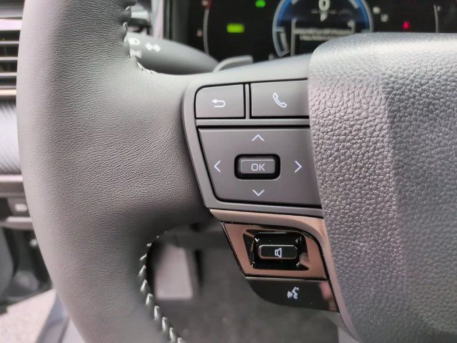 Used 2026 Toyota Camry SE w/ Convenience Package FWD image 17