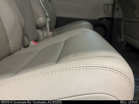Used 2017 Toyota Sienna XLE w/ XLE Navigation Package FWD image 23