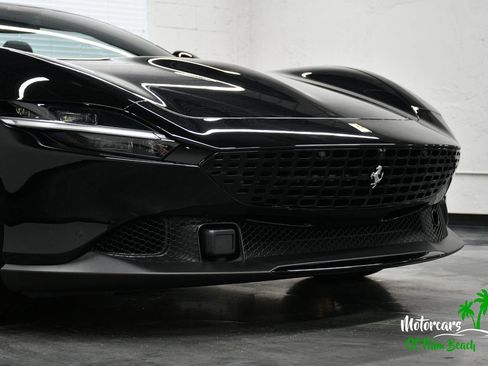 Used 2024 Ferrari Roma Spider RWD image 34