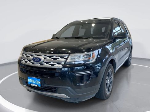 Used 2019 Ford Explorer XLT AWD/4WD image 1