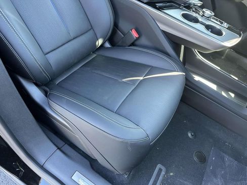 New 2025 Cadillac Lyriq Luxury image 9