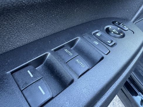 Used 2019 Honda CR-V EX image 10