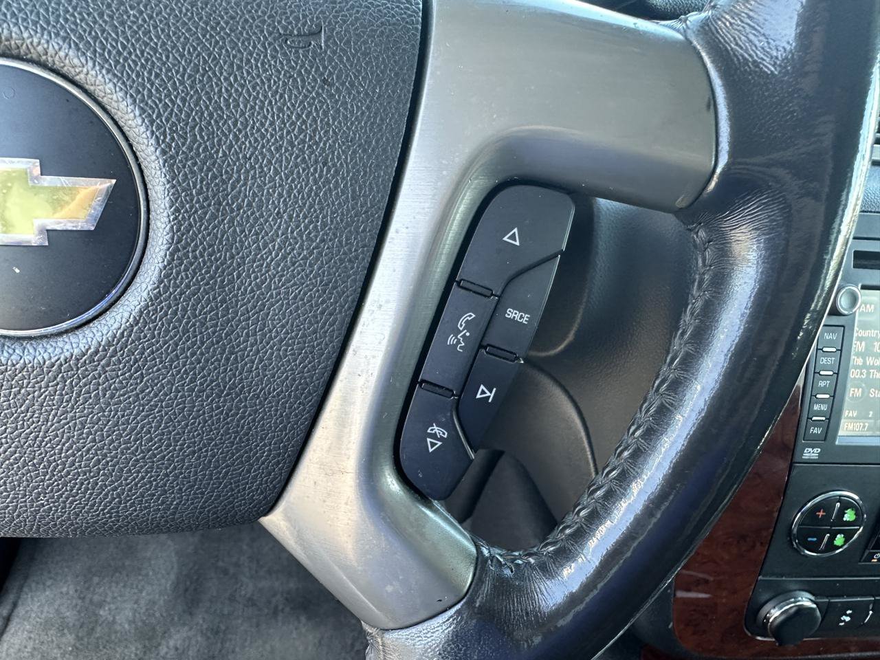 Used 2012 Chevrolet Tahoe LTZ AWD/4WD image 16