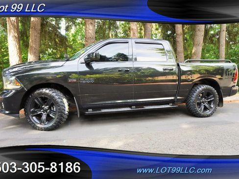Used 2015 RAM 1500 Sport w/ Black Ram 1500 Sport Group RWD image 5