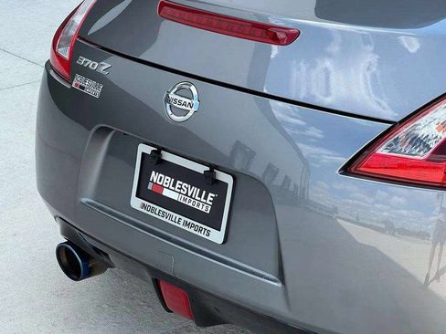 Used 2020 Nissan 370Z Coupe RWD image 25
