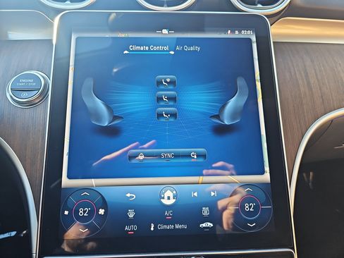 Certified 2025 Mercedes-Benz CLE 300 4MATIC Coupe image 23