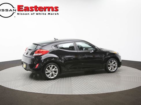 Used 2016 Hyundai Veloster image 40
