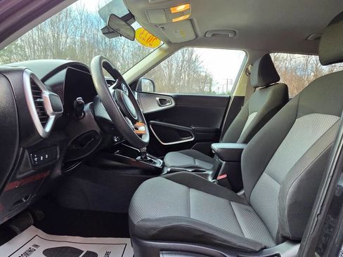 Used 2023 Kia Soul LX w/ Option Group 015 image 10