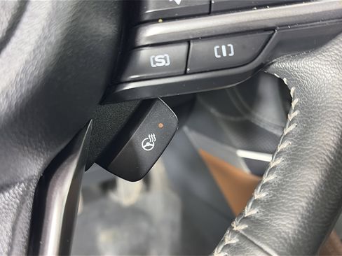 Certified 2022 Subaru Forester Touring w/ Popular Package #3 image 33