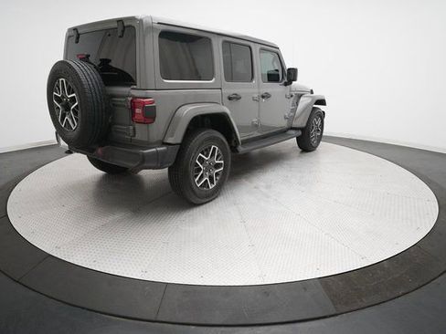 Used 2021 Jeep Wrangler Unlimited Sahara w/ Cold Weather Group image 35