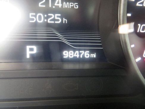 Used 2018 Kia Stinger GT2 RWD image 17