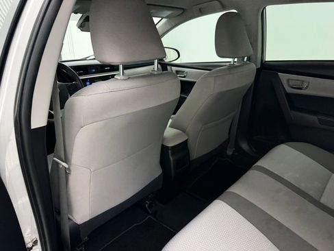 Used 2018 Toyota Corolla LE FWD image 28