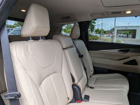 Used 2023 INFINITI QX60 Luxe w/ Cargo Package FWD image 36
