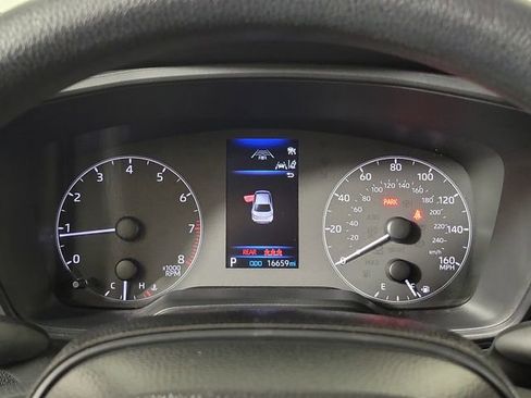 Used 2025 Toyota Corolla LE FWD image 27