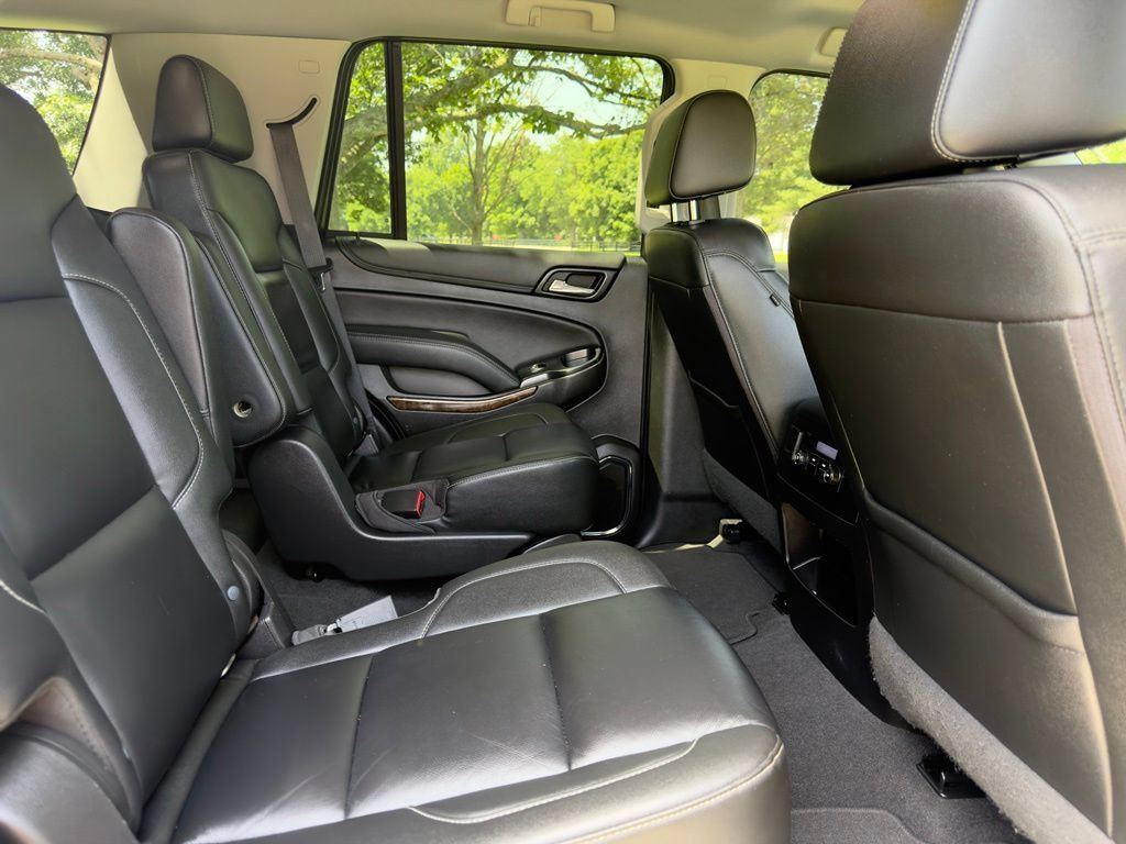 Used 2020 Chevrolet Tahoe LT AWD/4WD image 32