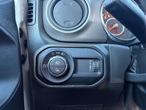 Used 2023 Jeep Gladiator Sport w/ Trailer Tow Package image 8