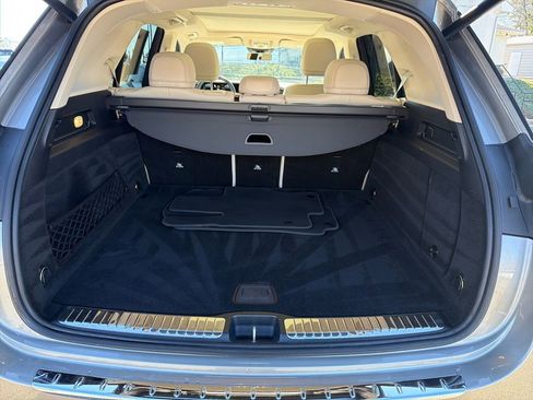 Used 2021 Mercedes-Benz GLE 350 w/ AMG Line Exterior image 18