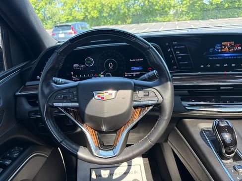 Used 2024 Cadillac Escalade Premium Luxury w/ LPO, Floor Liner Package AWD/4WD image 13