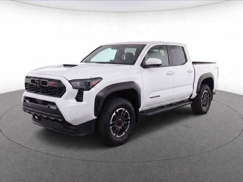 Used 2024 Toyota Tacoma TRD Sport w/ TRD Sport Upgrade Package AWD/4WD image 1