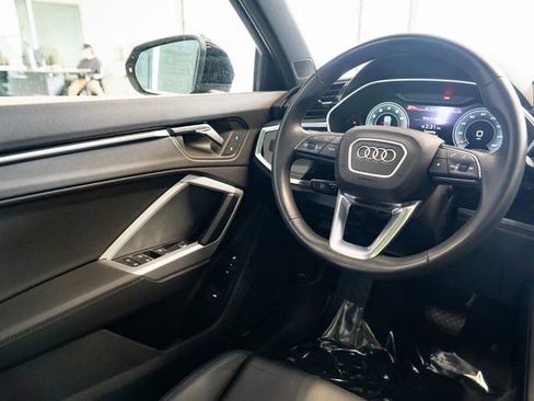 Used 2023 Audi Q3 2.0T Premium Plus w/ Premium Plus Package AWD/4WD image 11