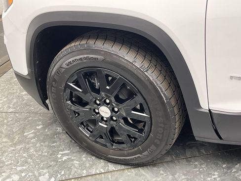 Certified 2021 GMC Acadia SLE w/ Driver Convenience Package image 34