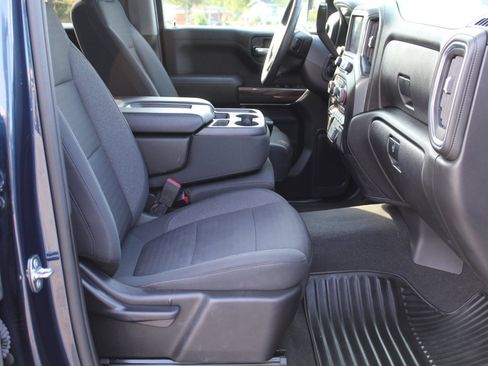 Used 2022 Chevrolet Silverado 1500 LT image 6