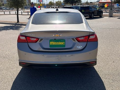 Certified 2024 Chevrolet Malibu LS image 7