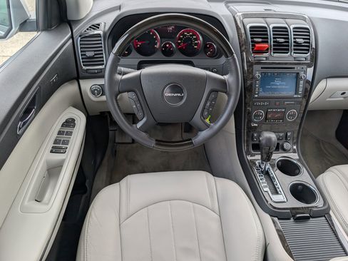 Used 2011 GMC Acadia Denali FWD image 8