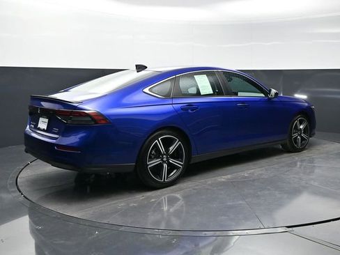 Used 2023 Honda Accord Sport image 5