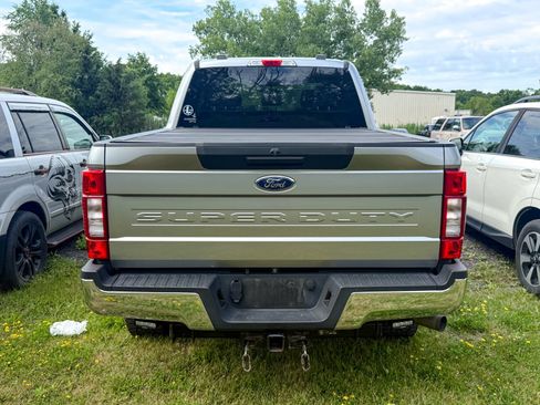 Used 2020 Ford F250 XLT w/ FX4 Off-Road Package AWD/4WD image 6