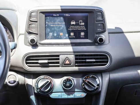 Used 2020 Hyundai Kona SEL FWD image 17