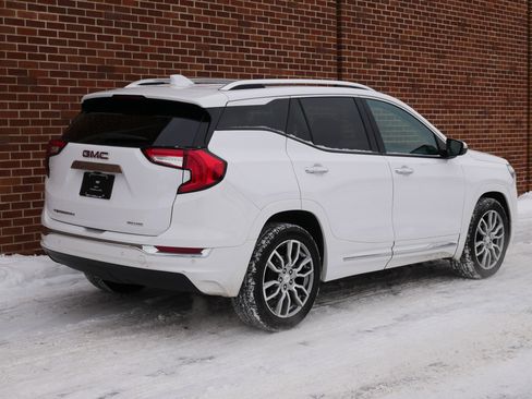 Used 2022 GMC Terrain Denali image 25