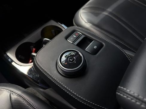 Used 2023 Ford Mustang Mach-E Premium AWD/4WD image 39