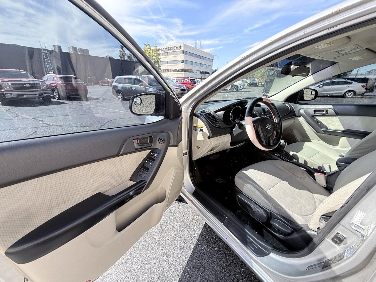 Used 2011 Kia Forte EX FWD image 9