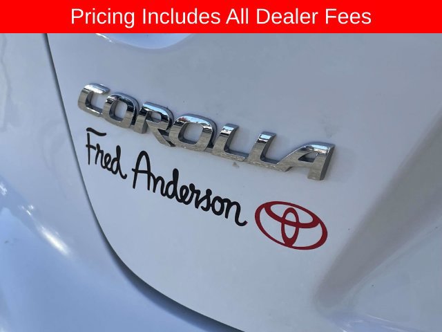 Used 2025 Toyota Corolla LE FWD image 11