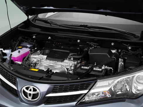 Used 2015 Toyota RAV4 Limited FWD image 16