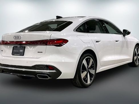 Certified 2025 Audi A5 2.0T Premium w/ 19" Wheel Package AWD/4WD image 13
