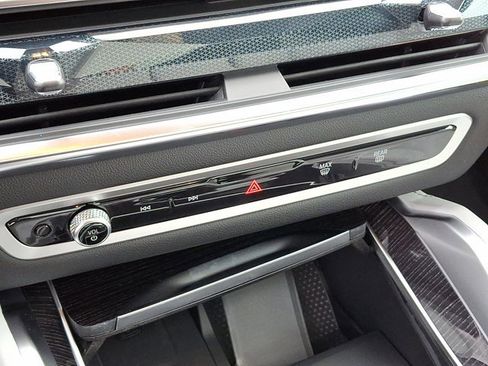 New 2026 BMW X6 xDrive40i image 15