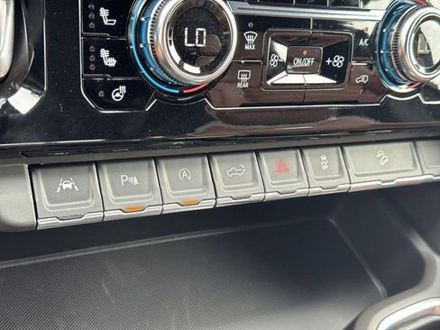 New 2026 GMC Sierra 1500 Denali Ultimate AWD/4WD image 18