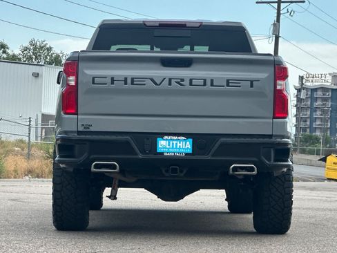 Used 2024 Chevrolet Silverado 1500 LT Trail Boss w/ Convenience Package II AWD/4WD image 7