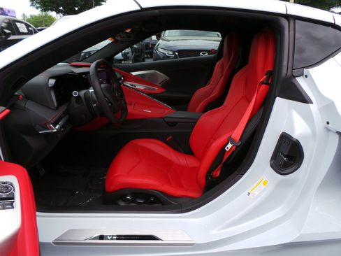 Used 2021 Chevrolet Corvette Stingray Preferred Cpe w/ 2LT RWD image 29