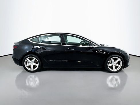Used 2018 Tesla Model 3 Long Range RWD image 4