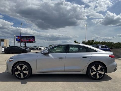 Used 2025 Audi A5 2.0T Premium w/ Convenience Package image 6