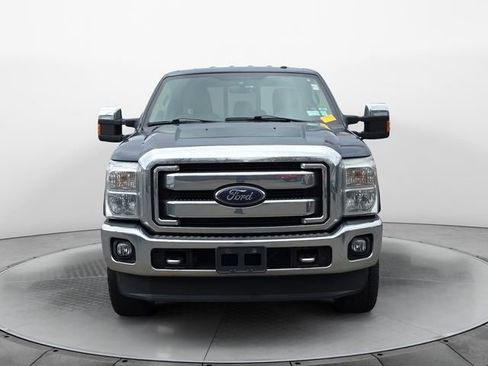 Used 2015 Ford F250 XLT w/ XLT Premium Package image 8