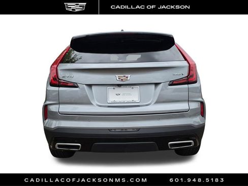 Certified 2025 Cadillac XT4 Premium Luxury FWD image 5